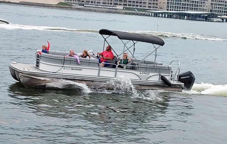 Heading out on Lake of the Ozarks