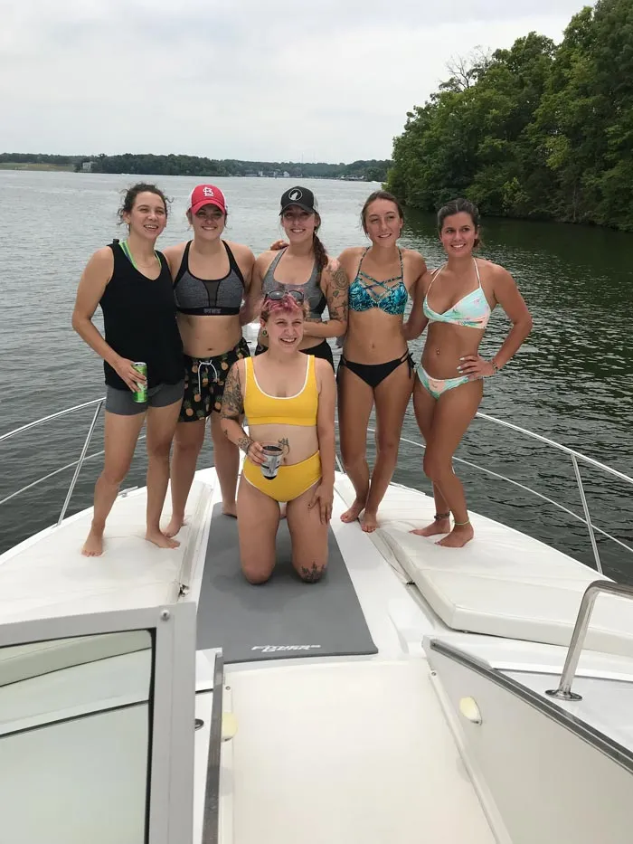 Rent Boats Online - Prima Girls Charter